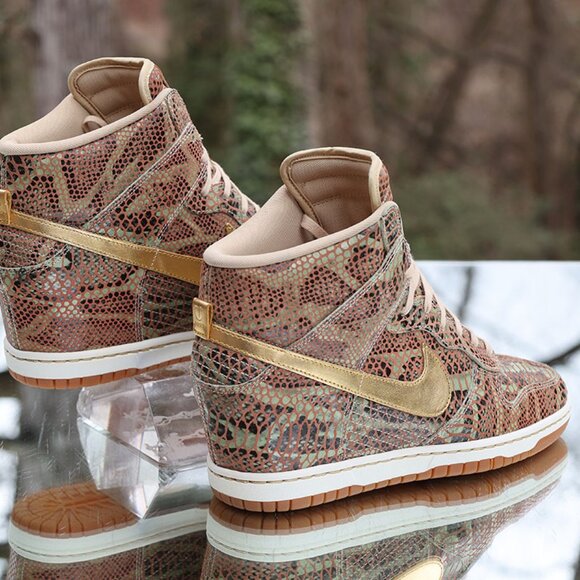 Nike Dunk Sky Hi Year of the Snake QS - Picture 13 of 16